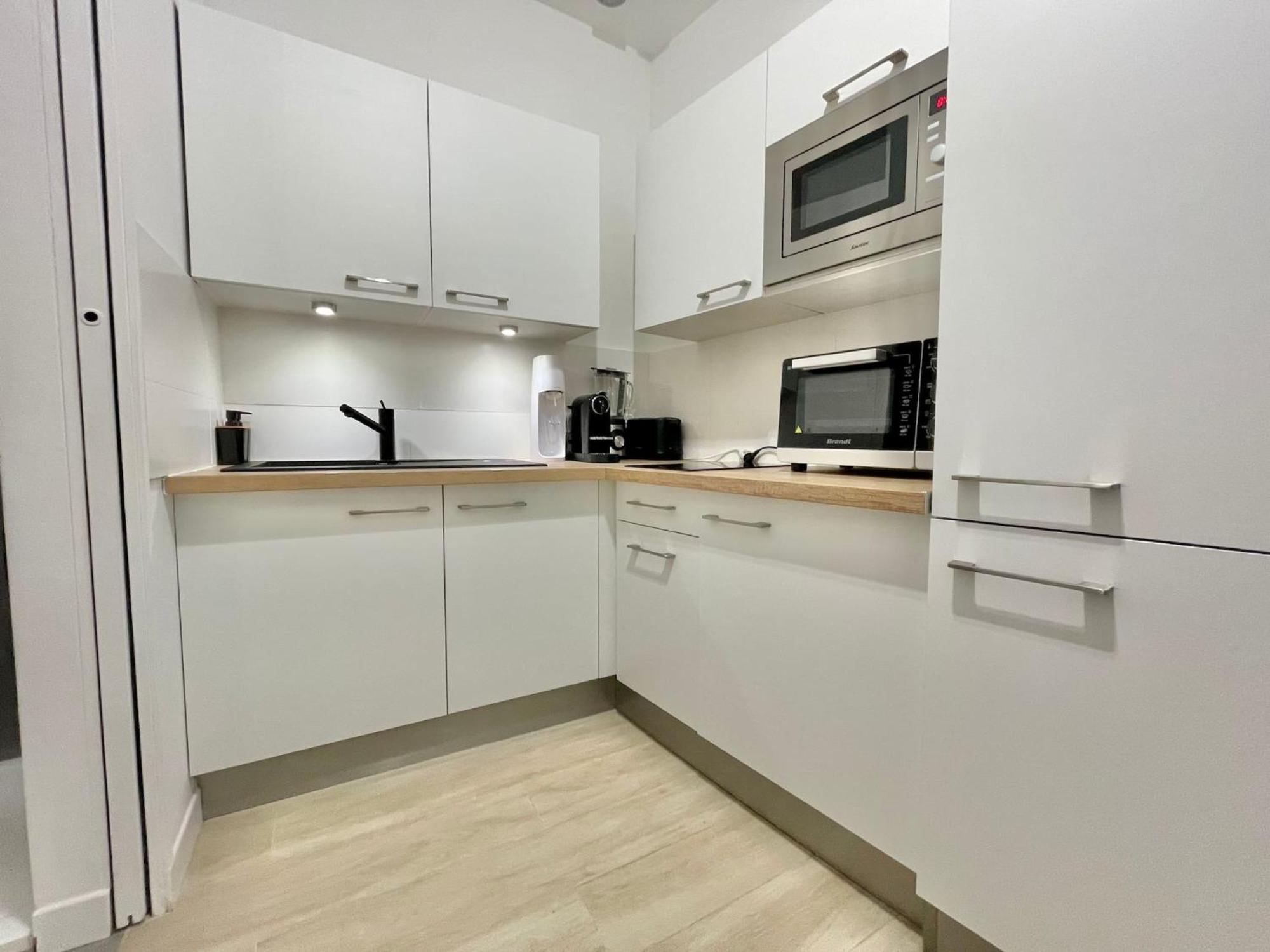 "Charmant Studio Moderne" Centre, Proche Plage Mentone Esterno foto